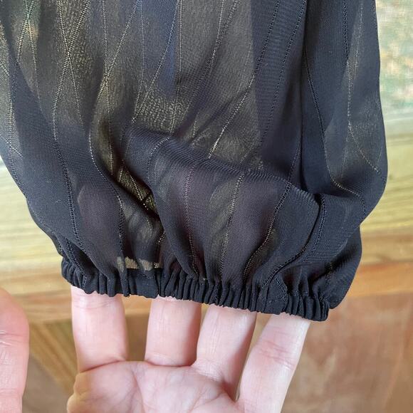 WAYF Women's Black Lace Trim Knot Front Sheer Sleeve Blouse Size M - Picture 5 of 10
